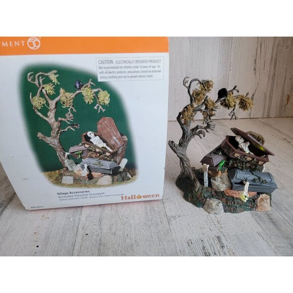 Dept 52513 animated haunted graveyard village accessory xmas - Picture 1 of 7